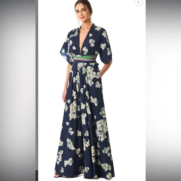 Elegant Floral Kimono-Style Dress in Navy - Picture 2 of 12